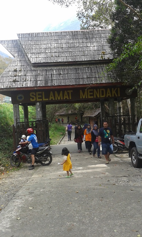 Mt Kinabalu Hiking starting point is a must visit when having trip to Kundasang