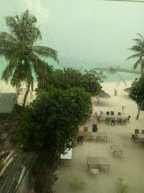 mmorning_rain_at_maafushi